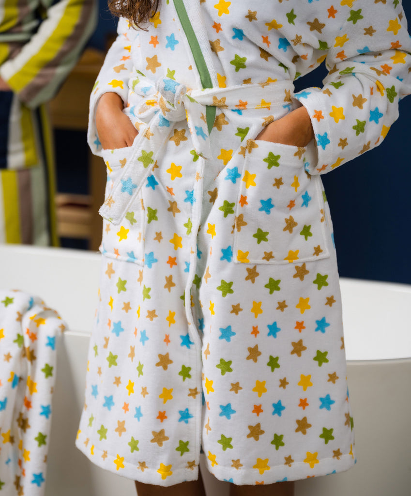 TUTEXTILHOGAR Albornoz de Terciopelo para Mujer con Capucha – Estampado de Estrellas, Suave y Cálido (100% Algodón) - Fabricado en Portugal
